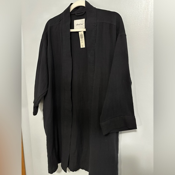 Aritzia | Wilfred Free Starlight Robe | Black, Small | NEW - Picture 2 of 4